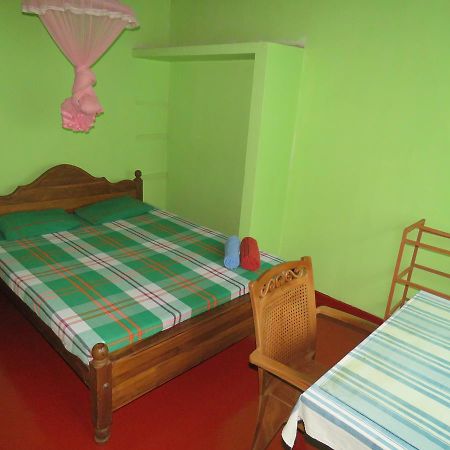 Hikkaduwa Home Stay ภายนอก รูปภาพ
