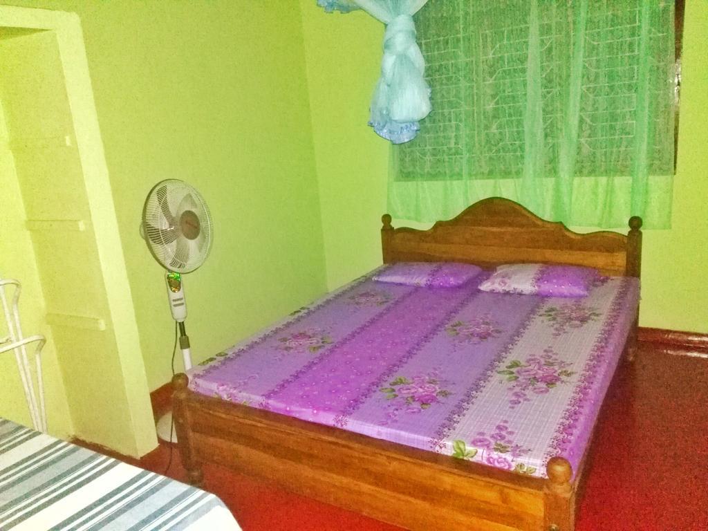 Hikkaduwa Home Stay ภายนอก รูปภาพ