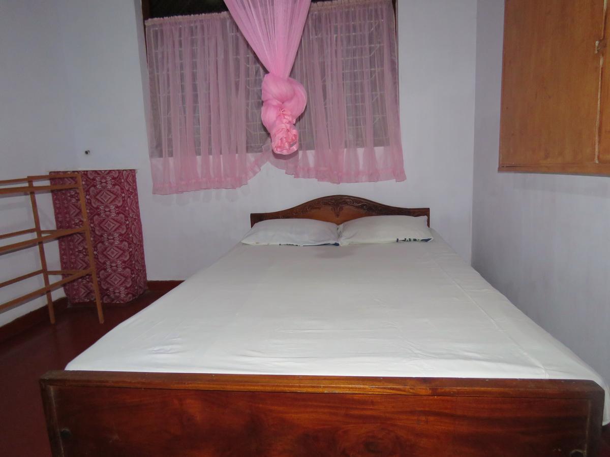 Hikkaduwa Home Stay ภายนอก รูปภาพ